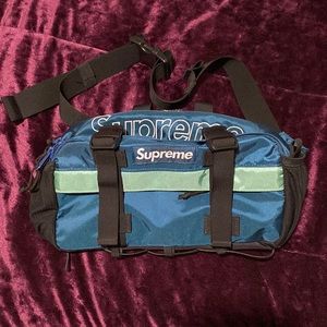 Supreme fanny pack